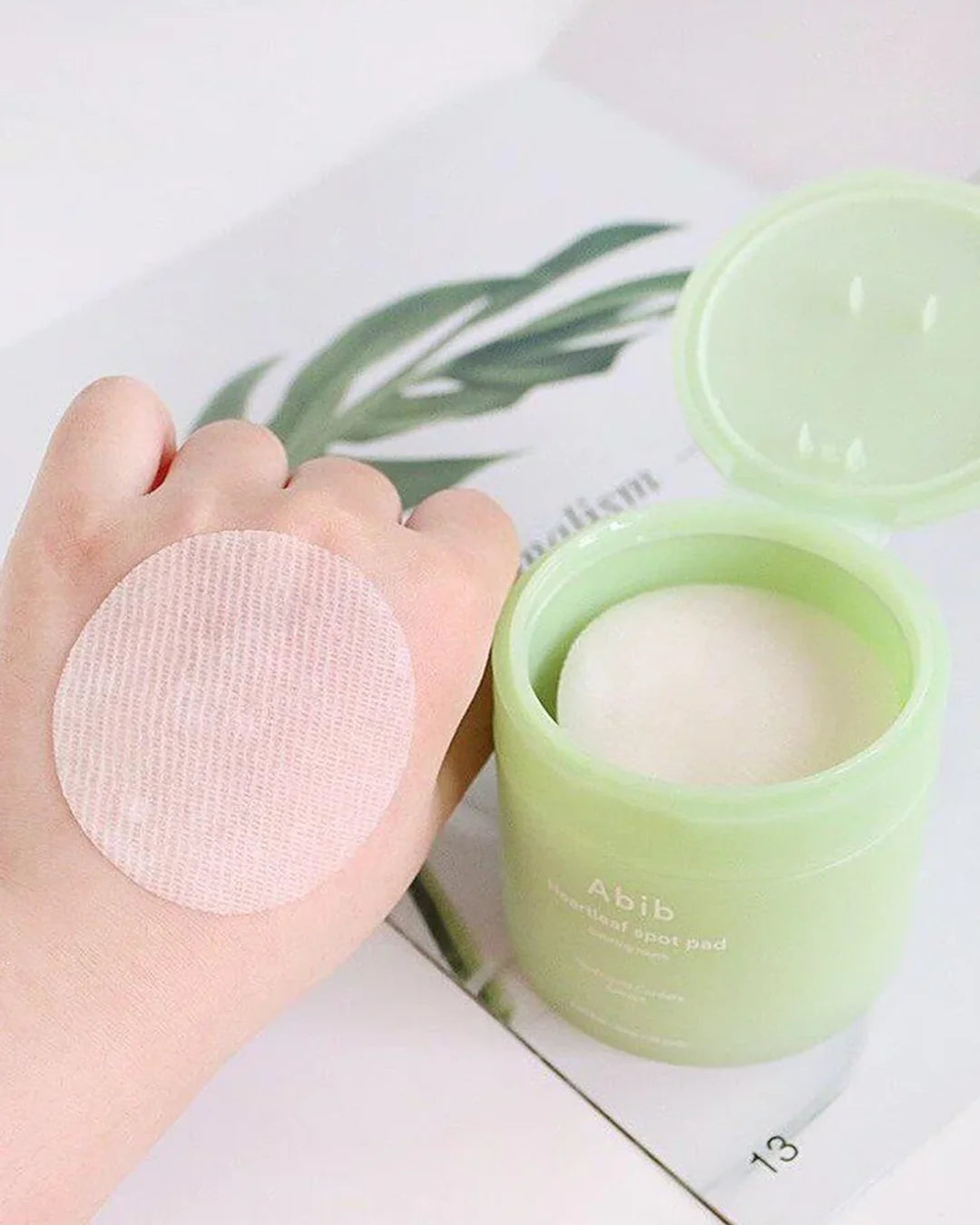 Abib Heartleaf Spot Pad Calming Touch | 75 pads (150 ml)